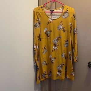 Rue 21 size M